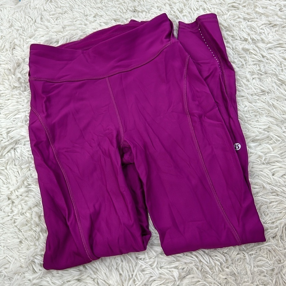 Lululemon Chase the Chill Super High-Rise Tight 28" Deep Fuschia